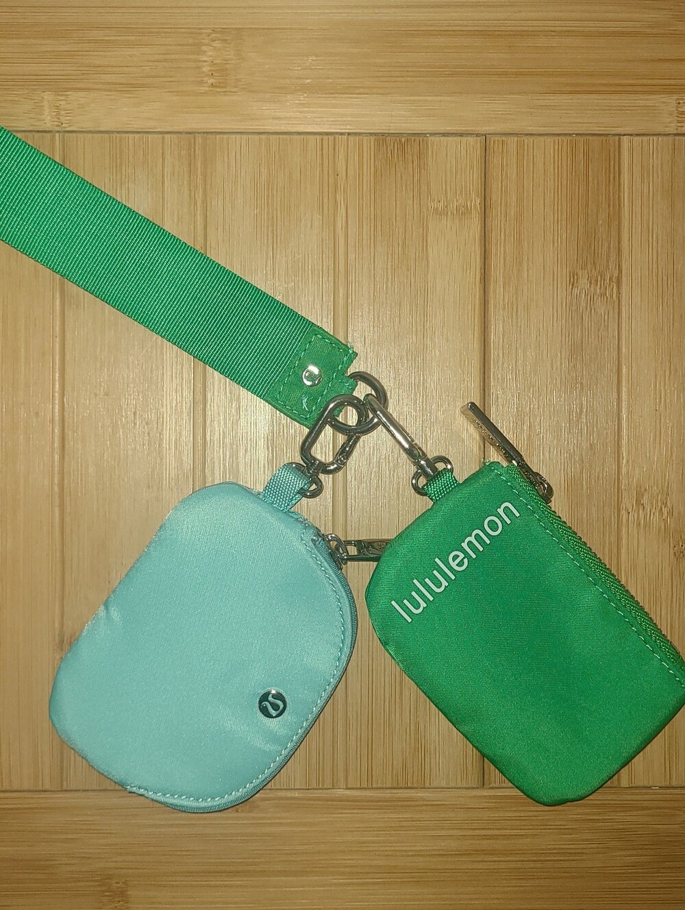 Lululemon Duel Wristlet Green Teal